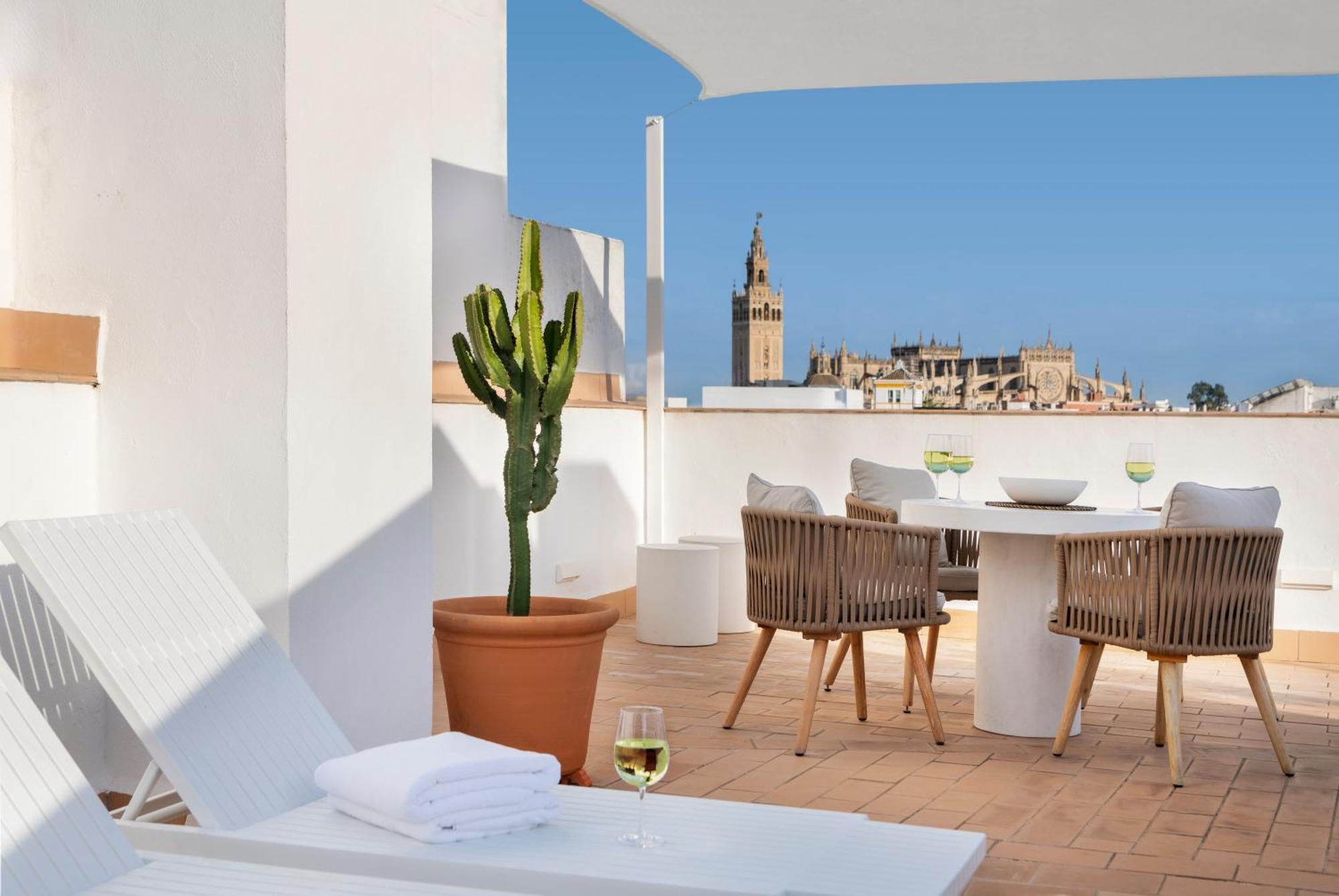 Magno Apartments Almansa Sevilla Exterior foto